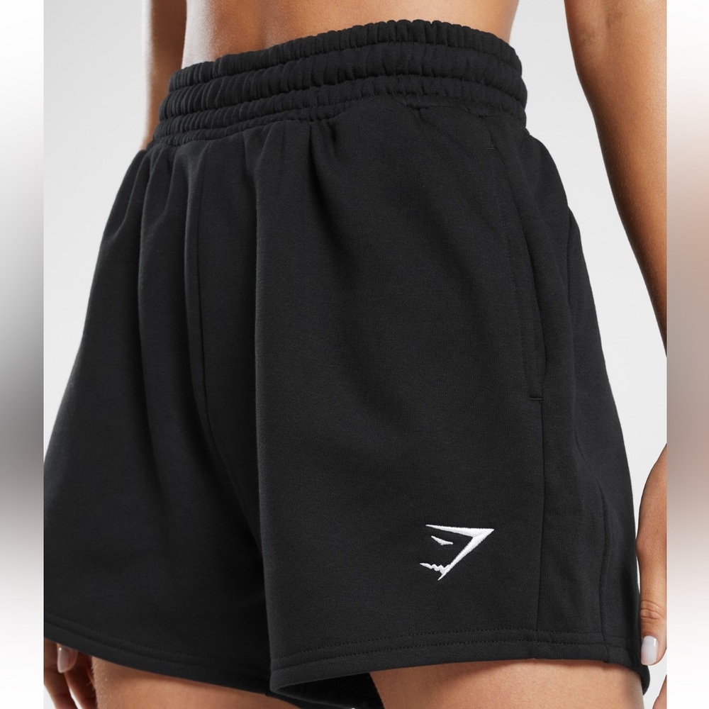 Gymshark Training Fleece Shorts - Picture 4 of 8